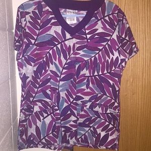 UA Scrub top